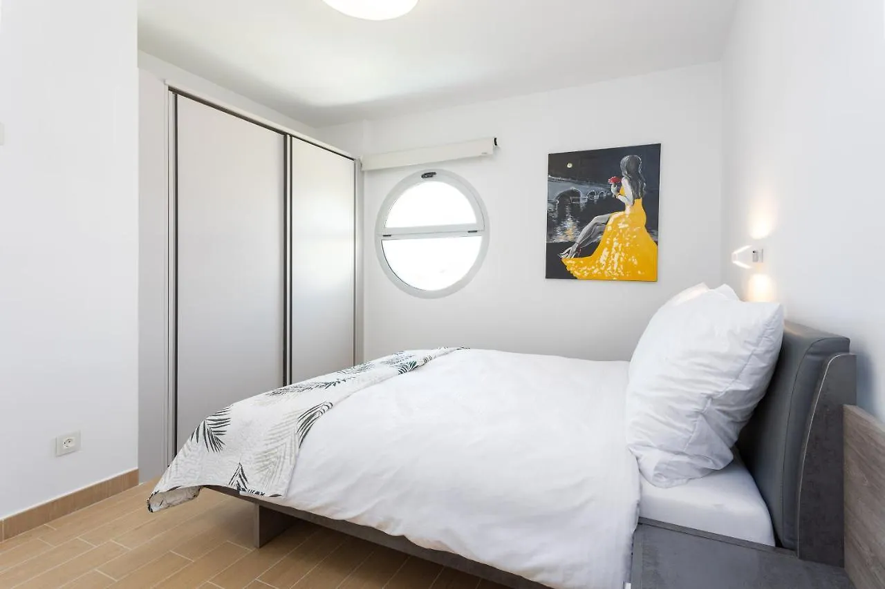 Ensuite Penthouse Panoramic Sea View With Jacuzzi Fuengirola Apartment